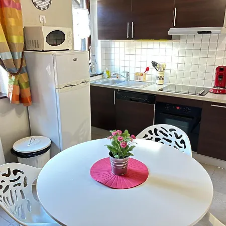 St Leon A Apartment *